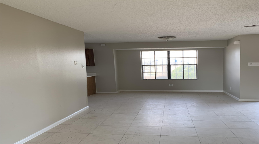 113 Carter Dr, Laredo, Texas 78045, 2 Bedrooms Bedrooms, 4 Rooms Rooms,1 BathroomBathrooms,Residential,For Rent,113 Carter Dr,20261559