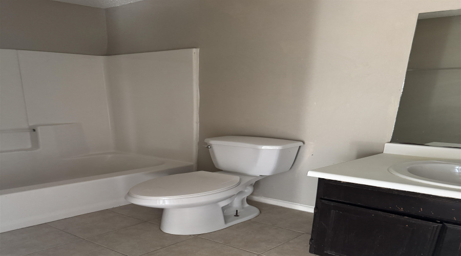 113 Carter Dr, Laredo, Texas 78045, 2 Bedrooms Bedrooms, 4 Rooms Rooms,1 BathroomBathrooms,Residential,For Rent,113 Carter Dr,20261559