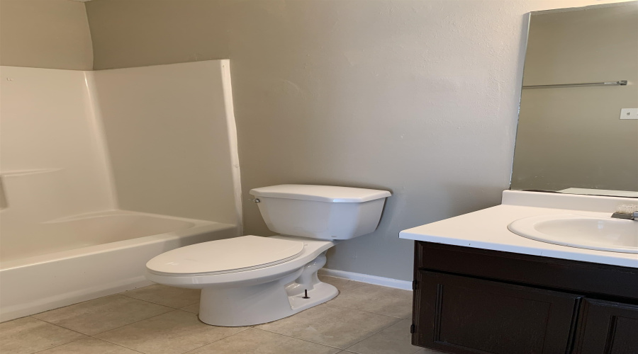 113 Carter Dr, Laredo, Texas 78045, 2 Bedrooms Bedrooms, 4 Rooms Rooms,1 BathroomBathrooms,Residential,For Rent,113 Carter Dr,20261559