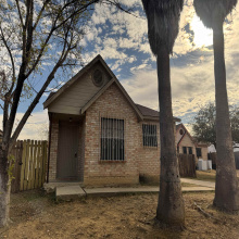 113 Carter Dr, Laredo, Texas 78045, 2 Bedrooms Bedrooms, 4 Rooms Rooms,1 BathroomBathrooms,Residential,For Rent,113 Carter Dr,20261559
