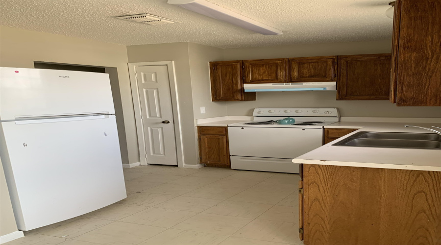 113 Carter Dr, Laredo, Texas 78045, 2 Bedrooms Bedrooms, 4 Rooms Rooms,1 BathroomBathrooms,Residential,For Rent,113 Carter Dr,20261559