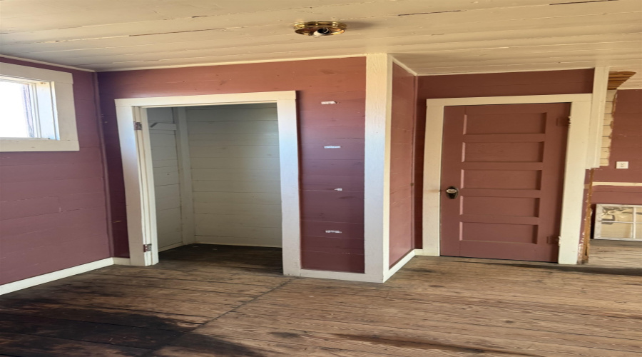 1023 Avenue G, Bruni, Texas 78355, 1 Bedroom Bedrooms, 3 Rooms Rooms,1 BathroomBathrooms,Residential,For Sale,1023 Avenue G,20261560