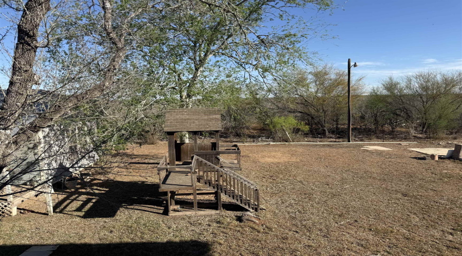 1023 Avenue G, Bruni, Texas 78355, 1 Bedroom Bedrooms, 3 Rooms Rooms,1 BathroomBathrooms,Residential,For Sale,1023 Avenue G,20261560