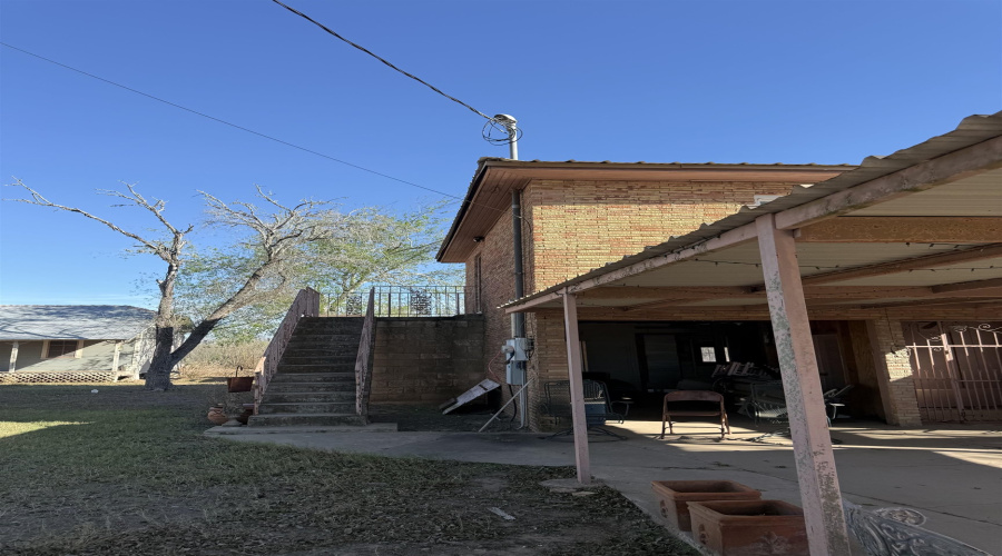 1023 Avenue G, Bruni, Texas 78355, 1 Bedroom Bedrooms, 3 Rooms Rooms,1 BathroomBathrooms,Residential,For Sale,1023 Avenue G,20261560