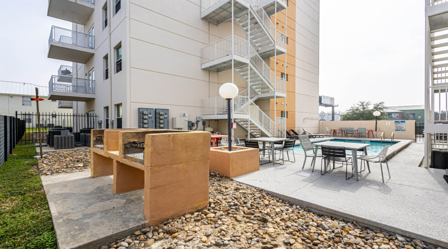 502 Shiloh Dr, LAREDO, Texas 78045, 1 Bedroom Bedrooms, 3 Rooms Rooms,1 BathroomBathrooms,Residential,For Rent,502 Shiloh Dr,20261561