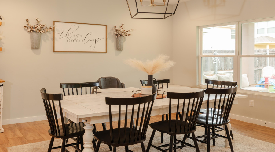 1220 Larvotto Lp., Laredo, Texas 78045, 3 Bedrooms Bedrooms, 5 Rooms Rooms,2 BathroomsBathrooms,Residential,For Sale,1220 Larvotto Lp.,20261564