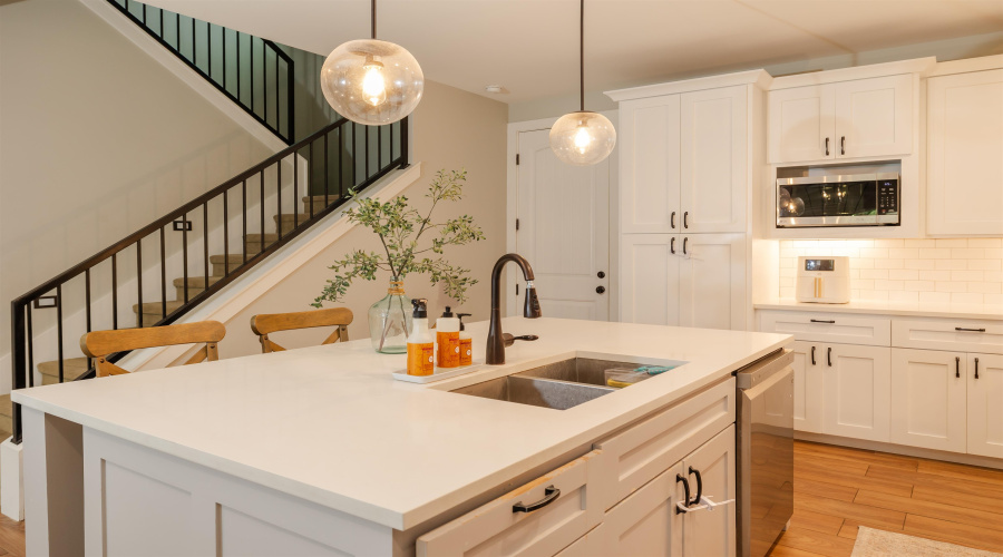 1220 Larvotto Lp., Laredo, Texas 78045, 3 Bedrooms Bedrooms, 5 Rooms Rooms,2 BathroomsBathrooms,Residential,For Sale,1220 Larvotto Lp.,20261564