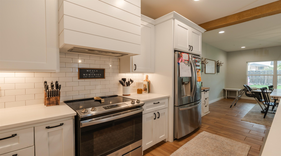 1220 Larvotto Lp., Laredo, Texas 78045, 3 Bedrooms Bedrooms, 5 Rooms Rooms,2 BathroomsBathrooms,Residential,For Sale,1220 Larvotto Lp.,20261564