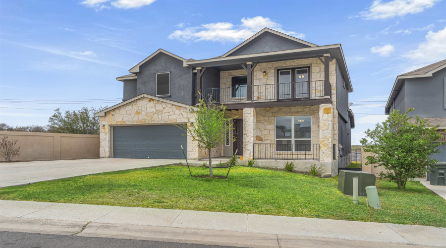 716 Cavatina Dr., LAREDO, Texas 78045, 4 Bedrooms Bedrooms, 7 Rooms Rooms,3 BathroomsBathrooms,Residential,For Sale,716 Cavatina Dr.,20261567