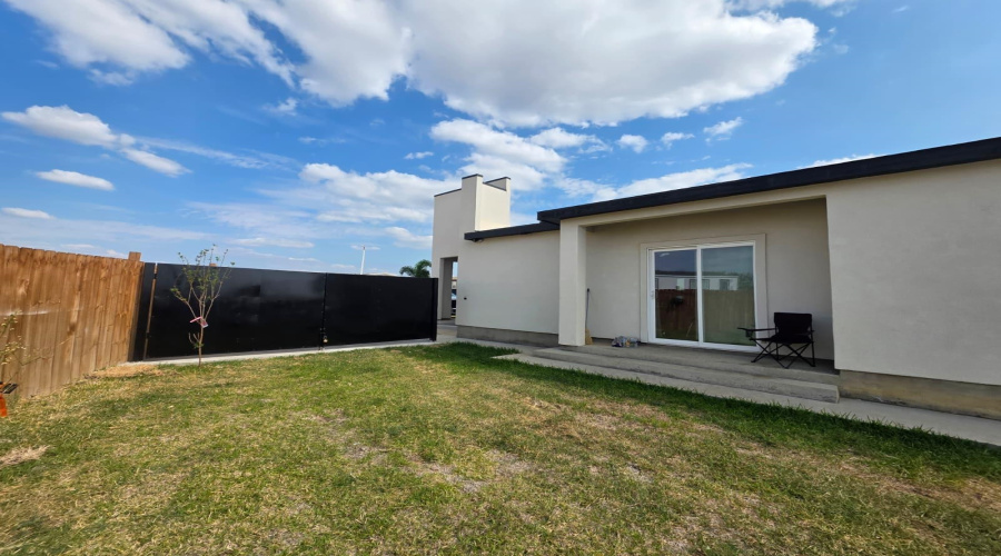 5116 Plasencia Ln., LAREDO, Texas 78046, 3 Bedrooms Bedrooms, 5 Rooms Rooms,2 BathroomsBathrooms,Residential,For Sale,5116 Plasencia Ln.,20261568