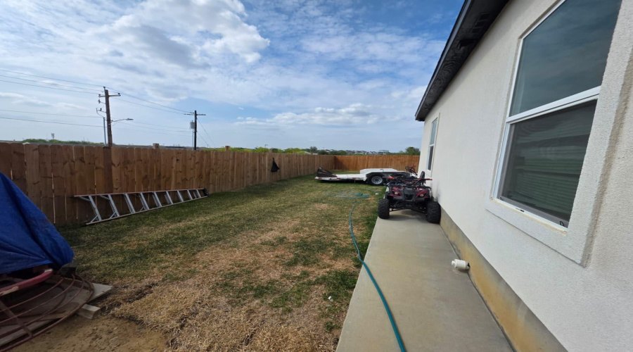 5116 Plasencia Ln., LAREDO, Texas 78046, 3 Bedrooms Bedrooms, 5 Rooms Rooms,2 BathroomsBathrooms,Residential,For Sale,5116 Plasencia Ln.,20261568