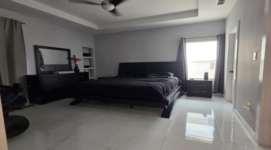 5116 Plasencia Ln., LAREDO, Texas 78046, 3 Bedrooms Bedrooms, 5 Rooms Rooms,2 BathroomsBathrooms,Residential,For Sale,5116 Plasencia Ln.,20261568