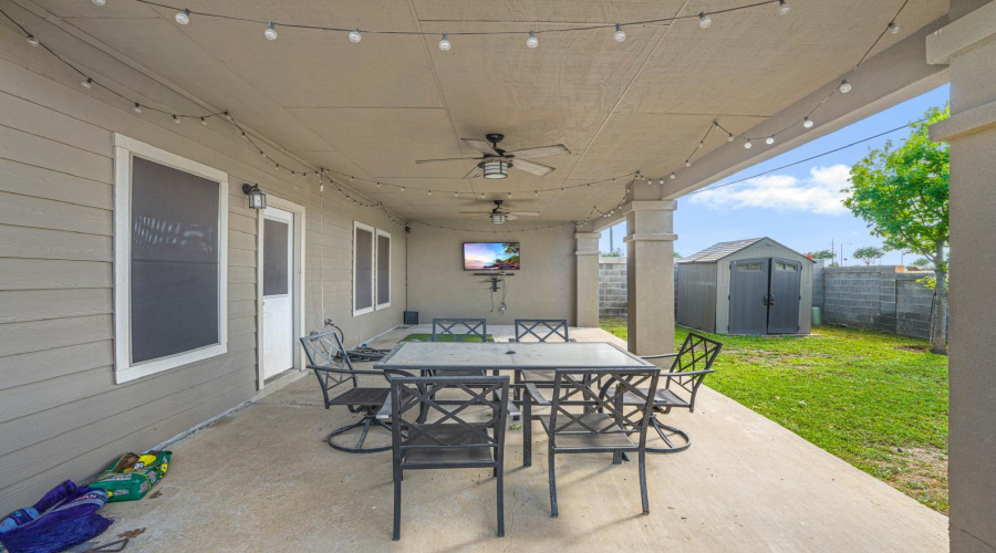 3208 Hereford Dr, LAREDO, Texas 78046, 4 Bedrooms Bedrooms, 6 Rooms Rooms,3 BathroomsBathrooms,Residential,For Sale,3208 Hereford Dr,20261569