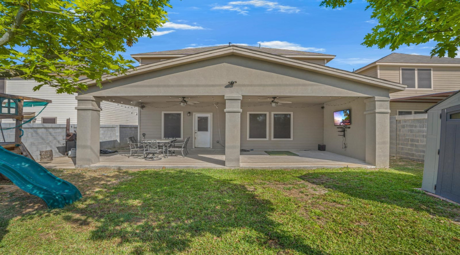 3208 Hereford Dr, LAREDO, Texas 78046, 4 Bedrooms Bedrooms, 6 Rooms Rooms,3 BathroomsBathrooms,Residential,For Sale,3208 Hereford Dr,20261569