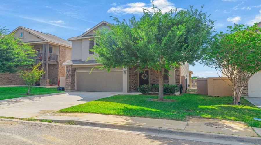 3208 Hereford Dr, LAREDO, Texas 78046, 4 Bedrooms Bedrooms, 6 Rooms Rooms,3 BathroomsBathrooms,Residential,For Sale,3208 Hereford Dr,20261569