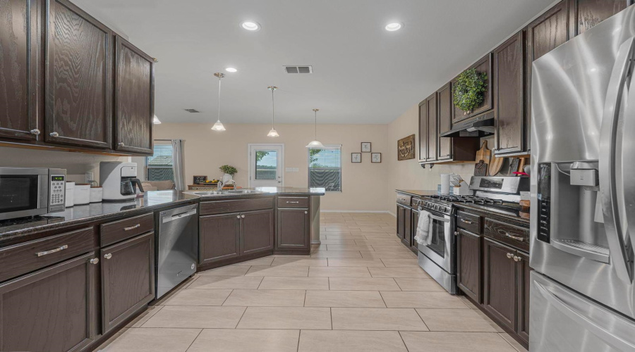 3208 Hereford Dr, LAREDO, Texas 78046, 4 Bedrooms Bedrooms, 6 Rooms Rooms,3 BathroomsBathrooms,Residential,For Sale,3208 Hereford Dr,20261569