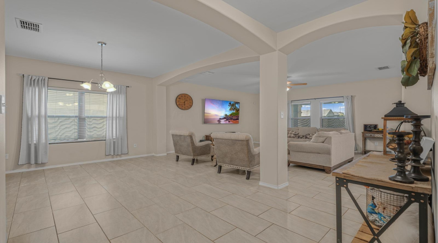 3208 Hereford Dr, LAREDO, Texas 78046, 4 Bedrooms Bedrooms, 6 Rooms Rooms,3 BathroomsBathrooms,Residential,For Sale,3208 Hereford Dr,20261569