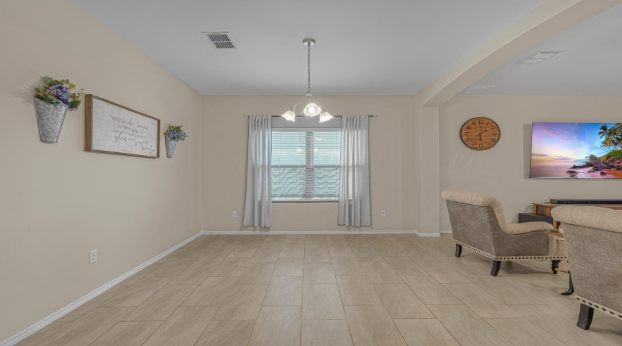 3208 Hereford Dr, LAREDO, Texas 78046, 4 Bedrooms Bedrooms, 6 Rooms Rooms,3 BathroomsBathrooms,Residential,For Sale,3208 Hereford Dr,20261569