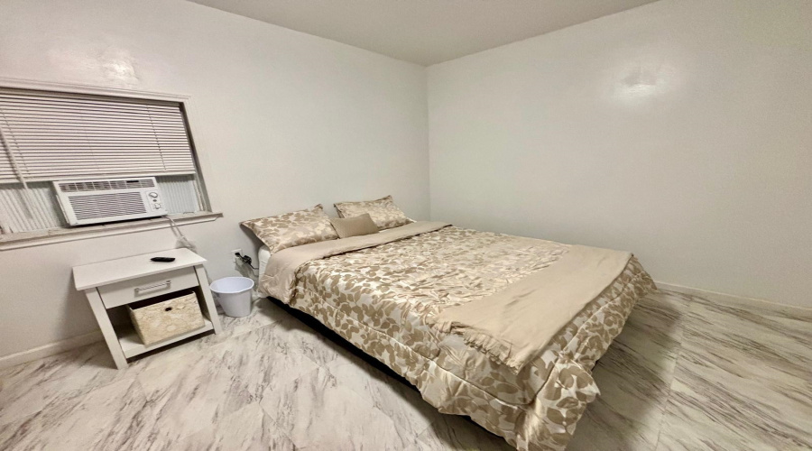 444 Taft Ct, San Antonio, Texas 78225, 2 Bedrooms Bedrooms, 8 Rooms Rooms,2 BathroomsBathrooms,Residential,For Sale,444 Taft Ct,20261571