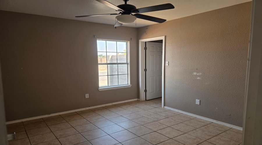 621 Bluebeard Ct., LAREDO, Texas 78046, 3 Bedrooms Bedrooms, 5 Rooms Rooms,2 BathroomsBathrooms,Residential,For Rent,621 Bluebeard Ct.,20261574