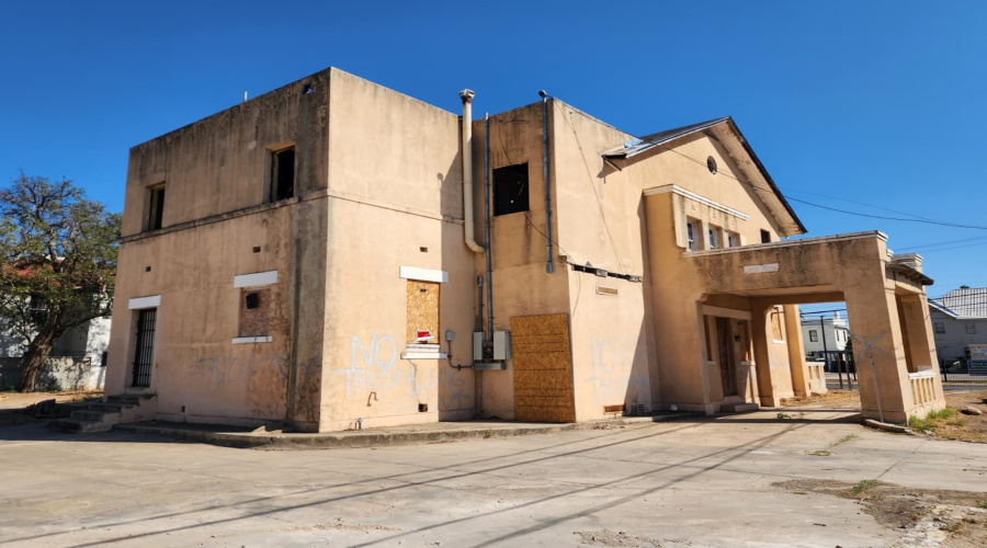 1718 Victoria St, Laredo, Texas 78041, 1 Room Rooms,4 BathroomsBathrooms,Commercial retail/office,For Sale,1718 Victoria St,20261577