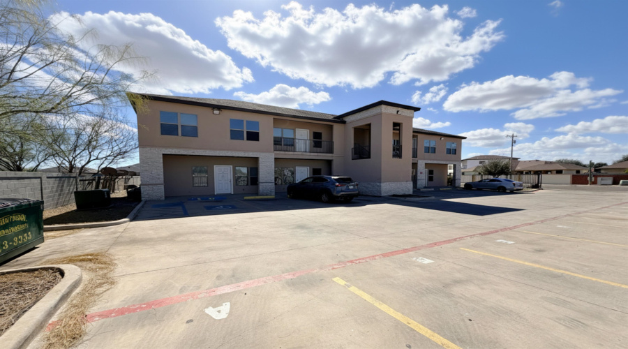 5601 Cuenca Dr, Laredo, Texas 78046, 2 Bedrooms Bedrooms, 2 Rooms Rooms,1 BathroomBathrooms,Residential,For Rent,5601 Cuenca Dr,20261579