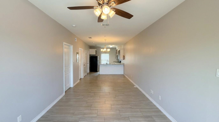 5601 Cuenca Dr, Laredo, Texas 78046, 2 Bedrooms Bedrooms, 2 Rooms Rooms,1 BathroomBathrooms,Residential,For Rent,5601 Cuenca Dr,20261579