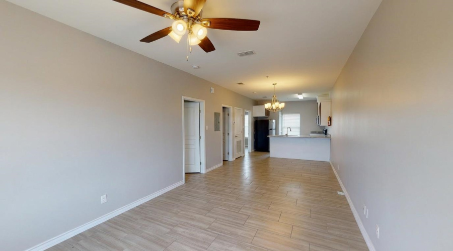 5601 Cuenca Dr, Laredo, Texas 78046, 2 Bedrooms Bedrooms, 2 Rooms Rooms,1 BathroomBathrooms,Residential,For Rent,5601 Cuenca Dr,20261579