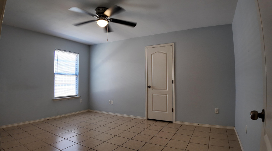 811 Bartolome Ln, LAREDO, Texas 78043, 3 Bedrooms Bedrooms, 5 Rooms Rooms,2 BathroomsBathrooms,Residential,For Sale,811 Bartolome Ln,20261580