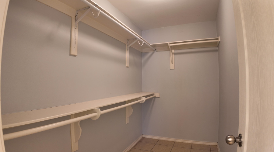 811 Bartolome Ln, LAREDO, Texas 78043, 3 Bedrooms Bedrooms, 5 Rooms Rooms,2 BathroomsBathrooms,Residential,For Sale,811 Bartolome Ln,20261580