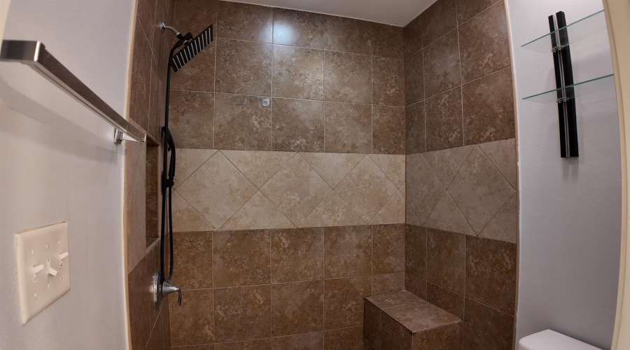 811 Bartolome Ln, LAREDO, Texas 78043, 3 Bedrooms Bedrooms, 5 Rooms Rooms,2 BathroomsBathrooms,Residential,For Sale,811 Bartolome Ln,20261580