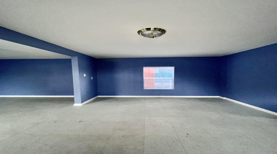 1516 Zaragoza St, Laredo, Texas 78040, 1 Room Rooms,1 BathroomBathrooms,Commercial retail/office,For Sale,1516 Zaragoza St,20261589