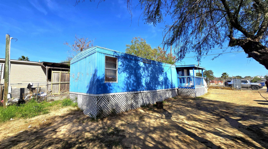 4528 La Cienega Ln, laredo, Texas 78040, 2 Bedrooms Bedrooms, 3 Rooms Rooms,1 BathroomBathrooms,Residential,For Rent,4528 La Cienega Ln,20261581