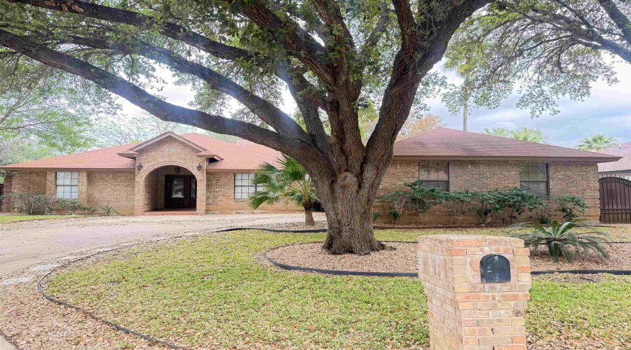 1504 Nelson Ct, Laredo, Texas 78045, 3 Bedrooms Bedrooms, 7 Rooms Rooms,2 BathroomsBathrooms,Residential,For Rent,1504 Nelson Ct,20261583