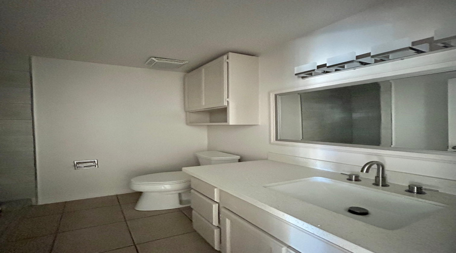 1752 Tiara Trl, Laredo, Texas 78045, 2 Bedrooms Bedrooms, 5 Rooms Rooms,2 BathroomsBathrooms,Residential,For Rent,1752 Tiara Trl,20261584