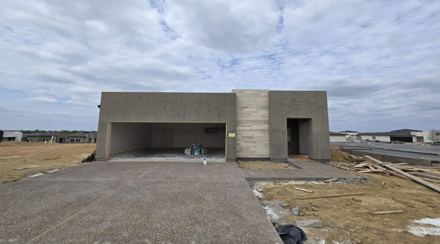 1203 Noyola Loop, Laredo, Texas 78041, 3 Bedrooms Bedrooms, 5 Rooms Rooms,2 BathroomsBathrooms,Residential,For Sale,1203 Noyola Loop,20261591