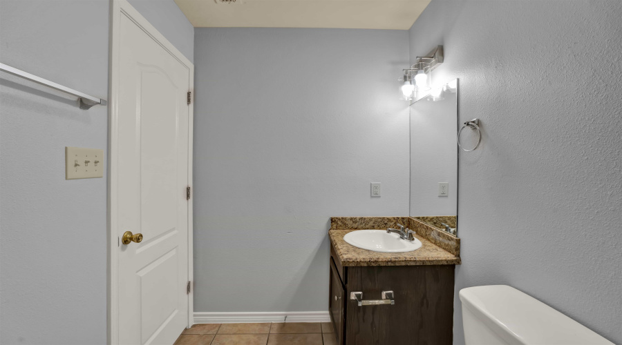 1022 Dicky Lane, Laredo, Texas 78043, 3 Bedrooms Bedrooms, 2 Rooms Rooms,2 BathroomsBathrooms,Residential,For Rent,1022 Dicky Lane,20261601