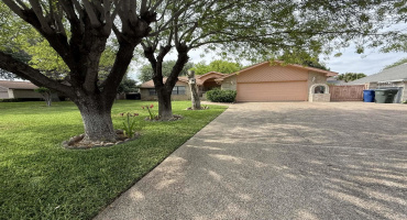 1006 Eden Ln, LAREDO, Texas 78045, 3 Bedrooms Bedrooms, 6 Rooms Rooms,2 BathroomsBathrooms,Residential,For Sale,1006 Eden Ln,20261585 1006 Eden Ln, LAREDO, Texas 78045, 3 Bedrooms Bedrooms, 6 Rooms Rooms,2 BathroomsBathrooms,Residential,For Sale,1006 Eden Ln,20261585