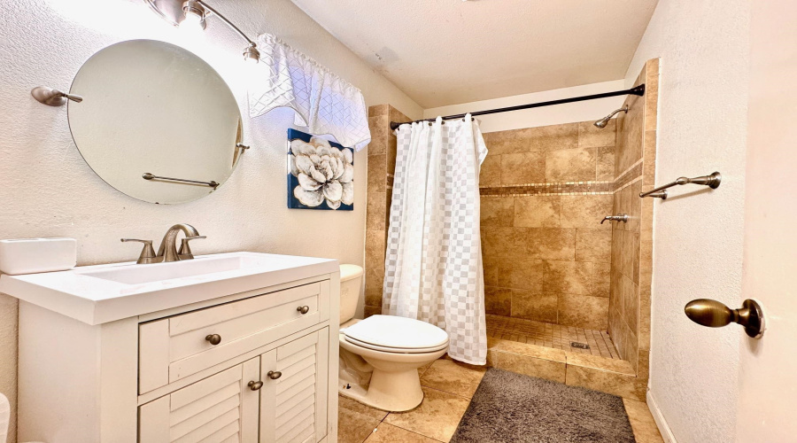 407 Carreta Ct, LAREDO, Texas 78045, 4 Bedrooms Bedrooms, 7 Rooms Rooms,2 BathroomsBathrooms,Residential,For Rent,407 Carreta Ct,20261590