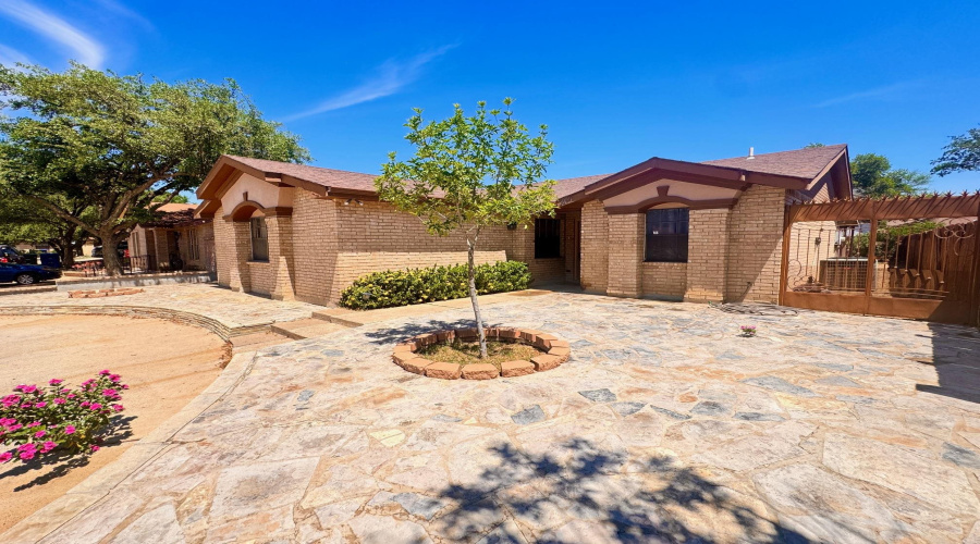 407 Carreta Ct, LAREDO, Texas 78045, 4 Bedrooms Bedrooms, 7 Rooms Rooms,2 BathroomsBathrooms,Residential,For Rent,407 Carreta Ct,20261590