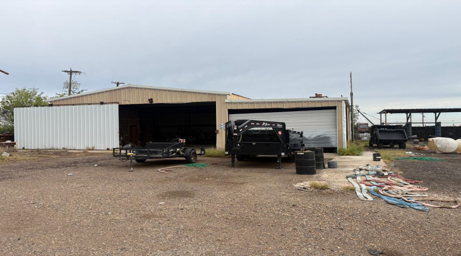 5795 U.S. Hwy 359, LAREDO, Texas 78043, 1 Bedroom Bedrooms, 51 Rooms Rooms,2 BathroomsBathrooms,Commercial/industrial,For Sale,5795 U.S. Hwy 359,20261607