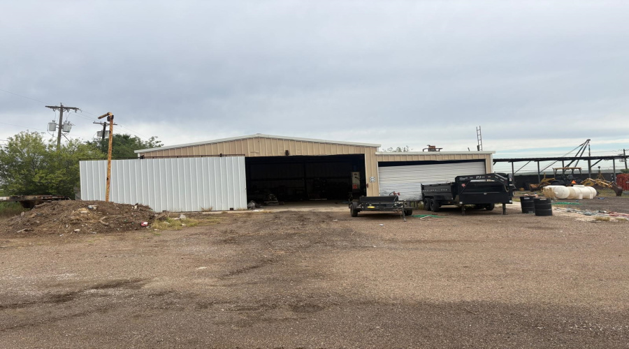 5795 U.S. Hwy 359, LAREDO, Texas 78043, 1 Bedroom Bedrooms, 51 Rooms Rooms,2 BathroomsBathrooms,Commercial/industrial,For Sale,5795 U.S. Hwy 359,20261607