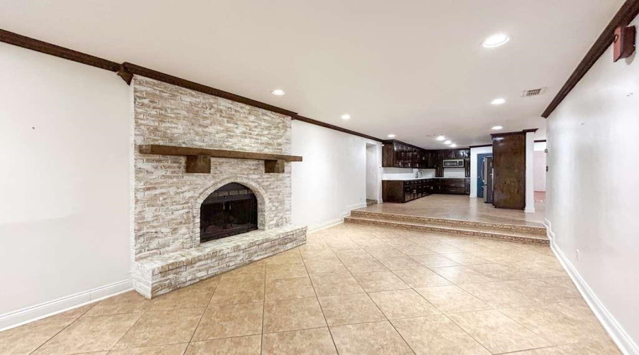 471 Cerrito Dr, Zapata, Texas 78076, 7 Bedrooms Bedrooms, 12 Rooms Rooms,4 BathroomsBathrooms,Residential,For Sale,471 Cerrito Dr,20261605