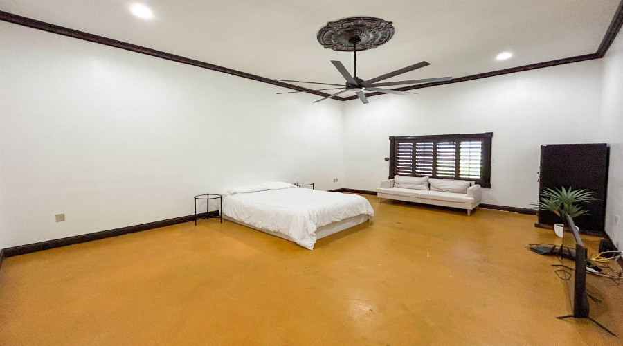 471 Cerrito Dr, Zapata, Texas 78076, 7 Bedrooms Bedrooms, 12 Rooms Rooms,4 BathroomsBathrooms,Residential,For Sale,471 Cerrito Dr,20261605