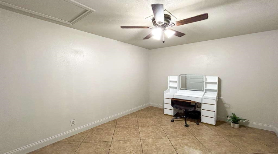 471 Cerrito Dr, Zapata, Texas 78076, 7 Bedrooms Bedrooms, 12 Rooms Rooms,4 BathroomsBathrooms,Residential,For Sale,471 Cerrito Dr,20261605