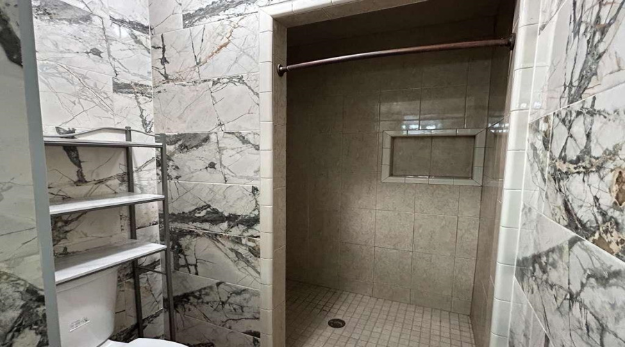 471 Cerrito Dr, Zapata, Texas 78076, 7 Bedrooms Bedrooms, 12 Rooms Rooms,4 BathroomsBathrooms,Residential,For Sale,471 Cerrito Dr,20261605