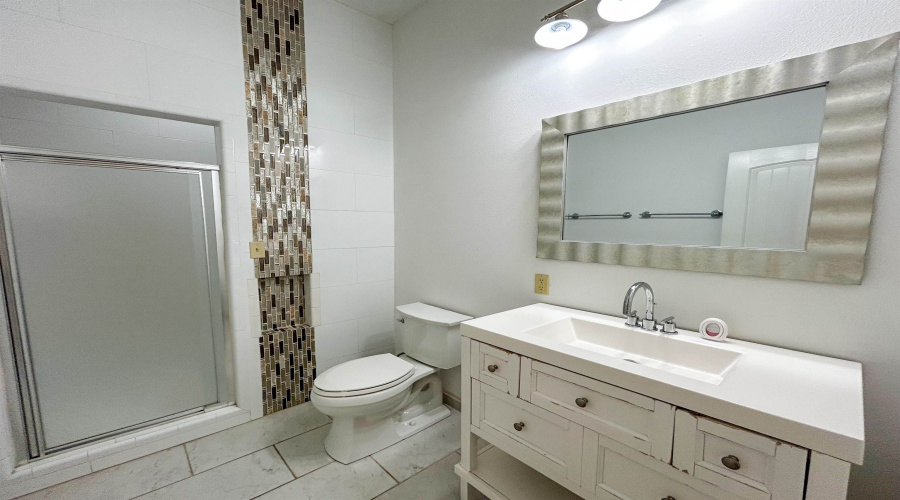 471 Cerrito Dr, Zapata, Texas 78076, 7 Bedrooms Bedrooms, 12 Rooms Rooms,4 BathroomsBathrooms,Residential,For Sale,471 Cerrito Dr,20261605