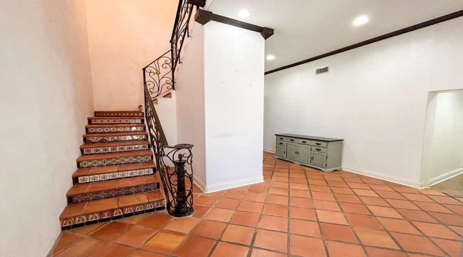 471 Cerrito Dr, Zapata, Texas 78076, 7 Bedrooms Bedrooms, 12 Rooms Rooms,4 BathroomsBathrooms,Residential,For Sale,471 Cerrito Dr,20261605