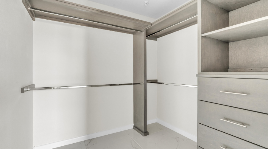 504 Gale Ct, Laredo, Texas 78041, 3 Bedrooms Bedrooms, 5 Rooms Rooms,2 BathroomsBathrooms,Residential,For Sale,504 Gale Ct,20261606