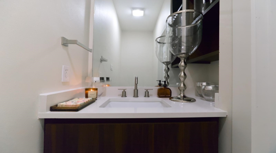 210 Veracruz Dr., Laredo, Texas 78045, 3 Bedrooms Bedrooms, 5 Rooms Rooms,2 BathroomsBathrooms,Residential,For Sale,210 Veracruz Dr.,20261608